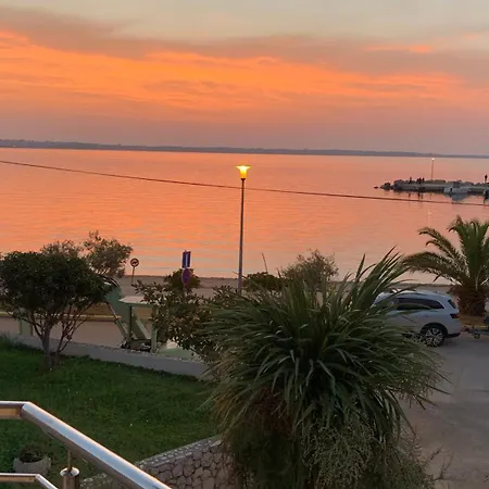 Summer House Vrsi