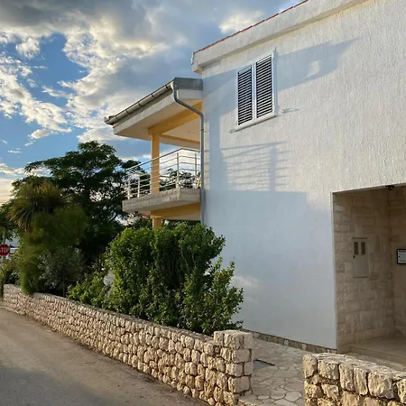 Summer House Vrsi