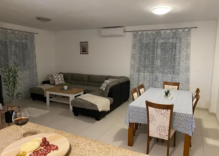 Summer House Дом отдыха Врси