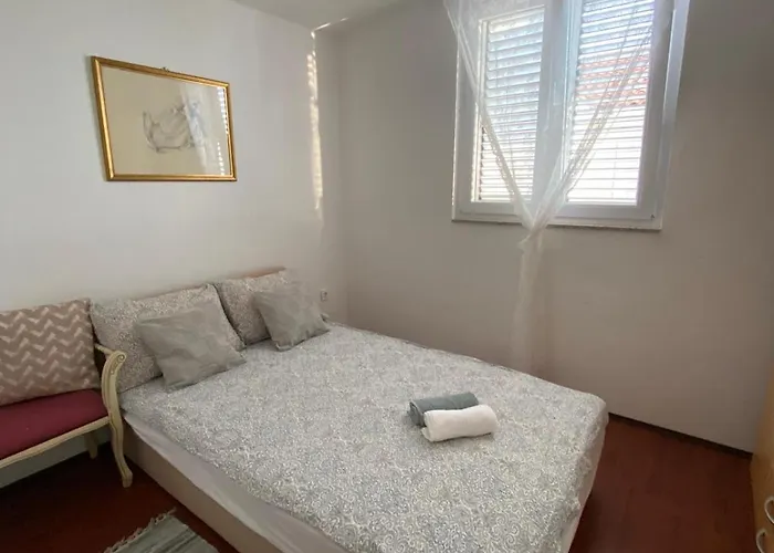 Summer House Дом отдыха *